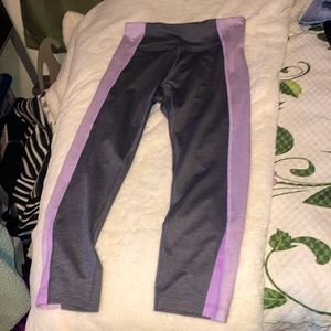 Tek Gear Mid Rise Capri Size Small NWT